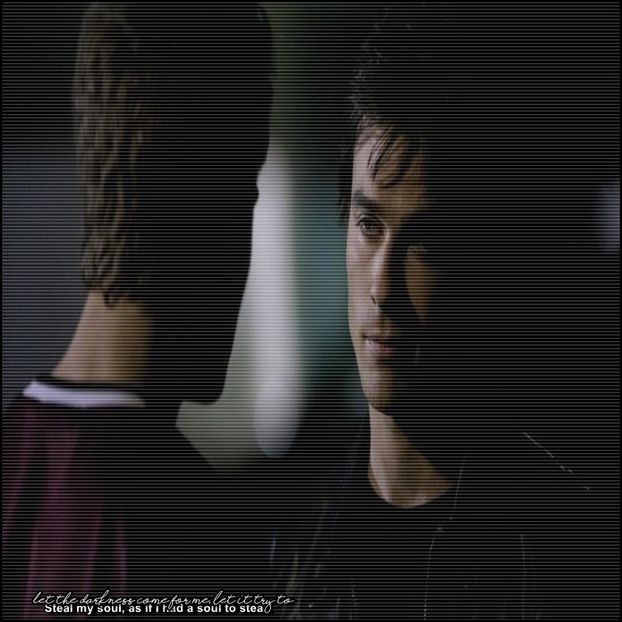 ━ ♘.;  # O vede că-şi ia avânt spre el şi realizează că o să-l doară, dă s-o fenteze dar nu - 01 x welcome to mystic falls