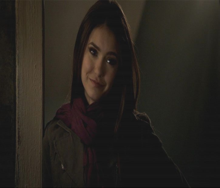 — # Mă întorc cu fața la el și iau o gură mare din băutură, începând să mă enervez din cauza - 01 x welcome to mystic falls