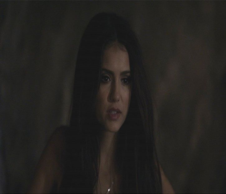 — # Își dă ochii peste cap și-și întinde un braț spre sticlă, luând repede o gură generoasă. - 01 x welcome to mystic falls