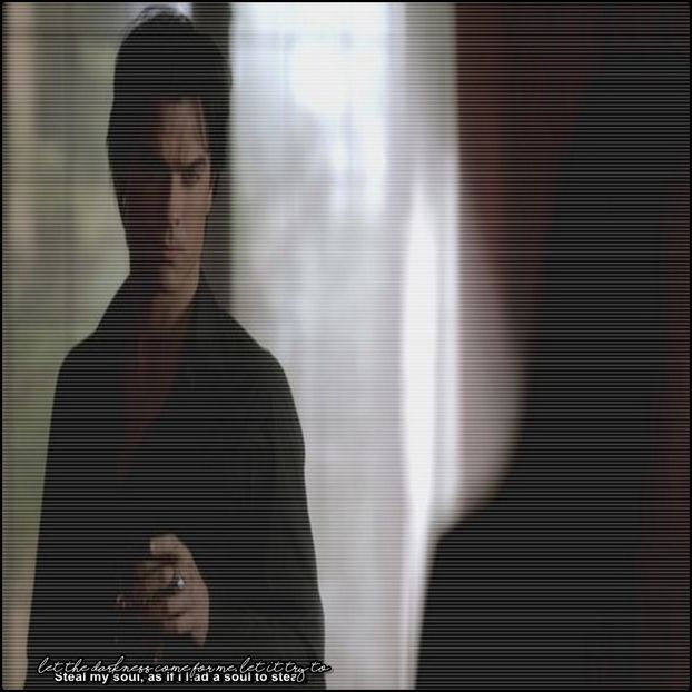 ━ ♘.; Se opreşte în faţa casei când ajunge la adresa unde localizase mesajul, şi se uită de jos în - enjoy martha at her house