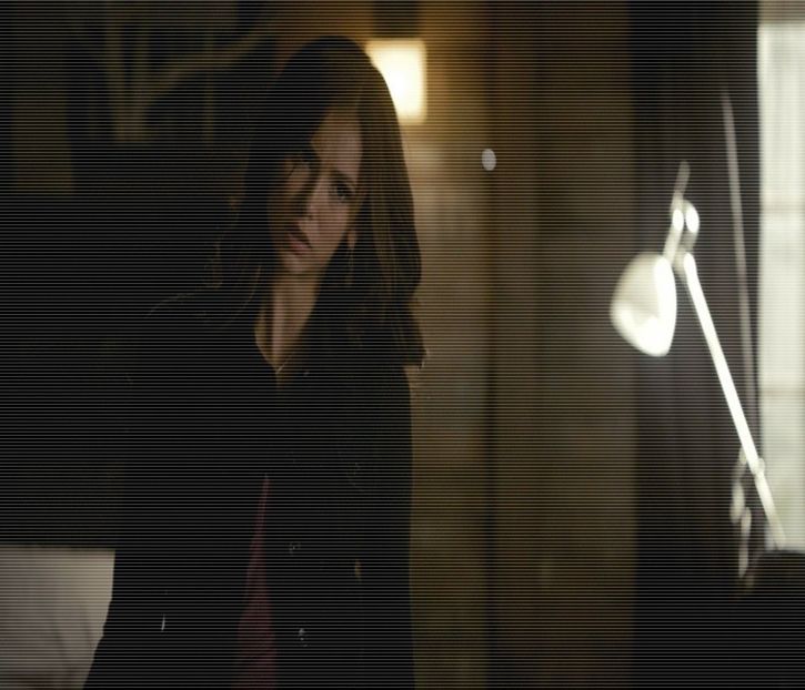 — # Rămâne câteva secunde cu ochii pe el fără să reacționeze. Oh, deci oarecum ai vrut să - 02 x we talked and it was epic