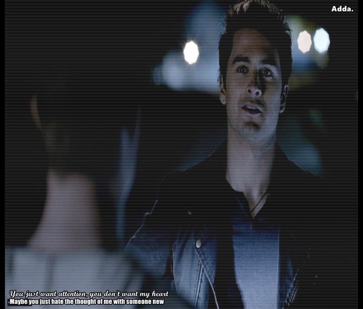 》*O urmărește pe Bonnie cu privirea cum pleacă și oftează. După ce aceasta iese din + - enjoy music at mystic club