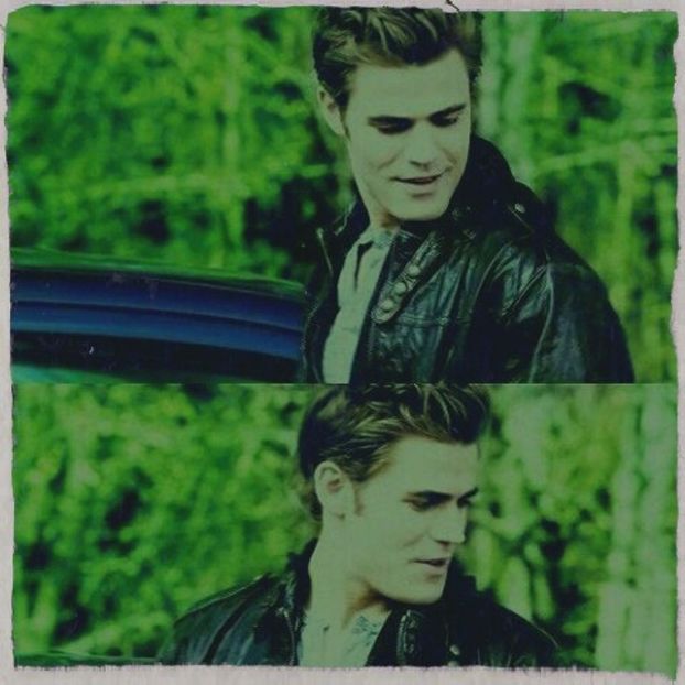 ╬┇ #apar in fata casei si i-au o piatra in mana cu care ma joc si ma indrep pe iarba ca sa - 02 x we talked and it was epic