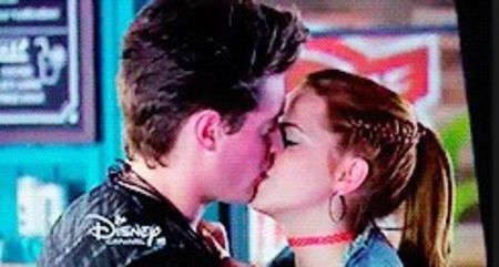 bandicam 2018-03-31 22-15-33-368 - 05 Jim Ana Nico Lionel