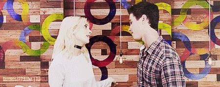 bandicam 2018-03-31 22-29-40-186 - 01 Mi