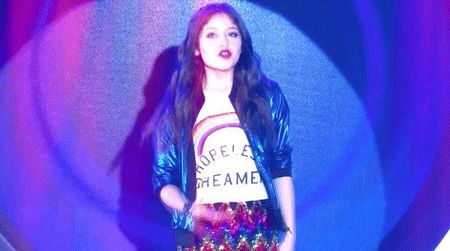 bandicam 2018-03-31 22-40-46-223 - 01 Luna