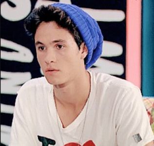 bandicam 2018-03-31 23-07-54-398 - 01 Simon