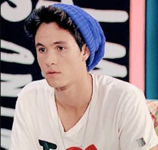 bandicam 2018-03-31 23-07-55-290 - 01 Simon