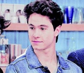 bandicam 2018-04-03 23-21-42-061 - 01 Simon