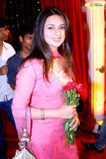 19071_309323026940_691471940_3362685_2381667_n - Divyanka si Sharad poze speciale