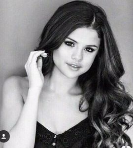  - 01aa Selena - 01