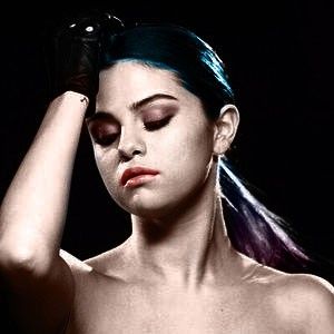  - 01a Selena - 01