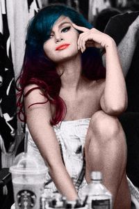  - 01a Selena - 01