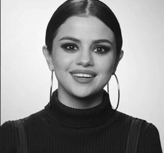  - 01aa Selena - 01