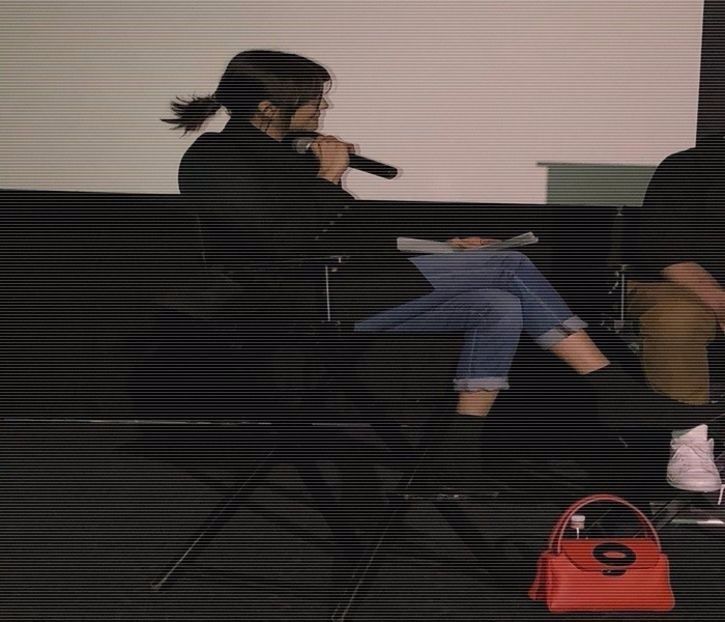 ╰✿μλbuoϝᴉc❥.; Știe, este primul care a aflat. # Deschid cutia de suc și - S01xE01 Noi de aici nu plecăm - nu plecăm acasă