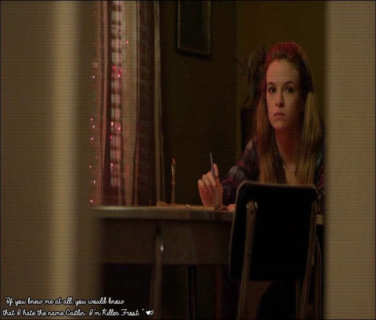 ☠ϟ .ʞıๅๅǝɹ Ŧг๏รt ☕ ☂.  [cl] mersi [#râde scurt și desface sticla cu vodkă pe care încă o - S01xE01 Noi de aici nu plecăm - nu plecăm acasă