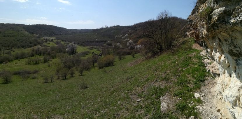  - Canaraua fetii