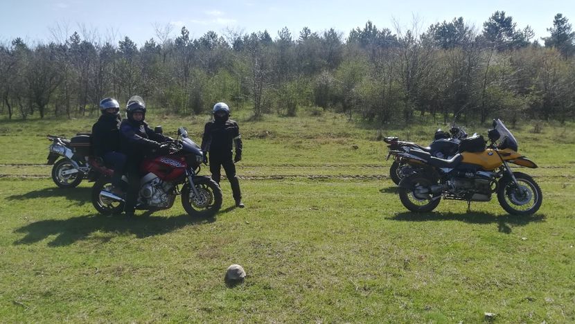  - Canaraua fetii