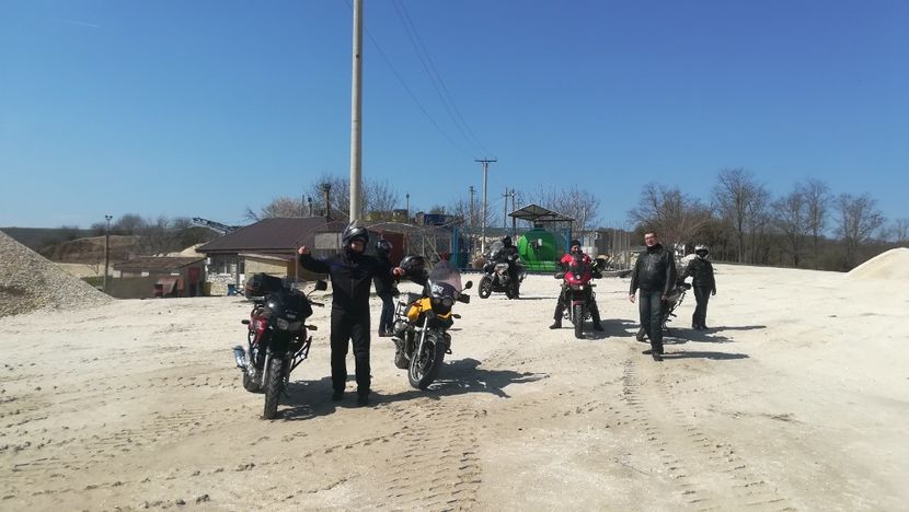  - Canaraua fetii