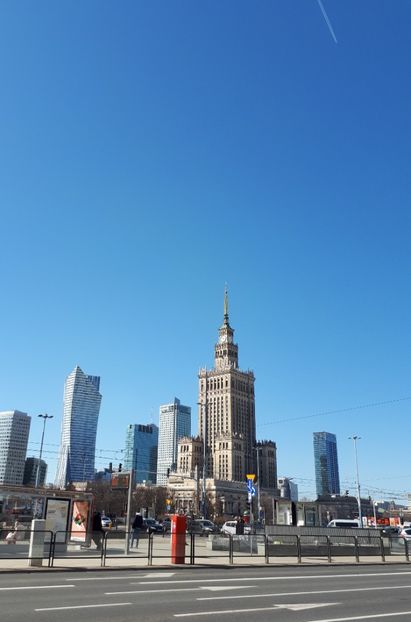  - Varsovia