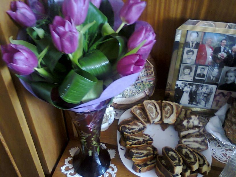 Fotografie3730 - 2018 A DOUA ZI DE PAȘTI CU CEI DRAGI LA MASĂ