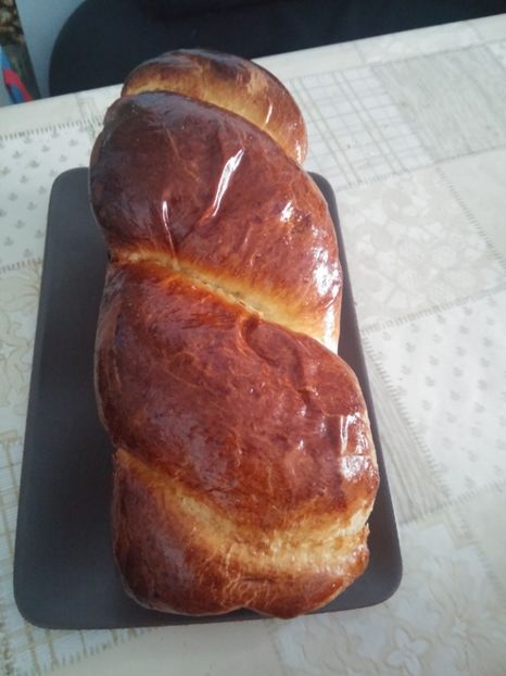  - Cozonac cu nuca si cacao