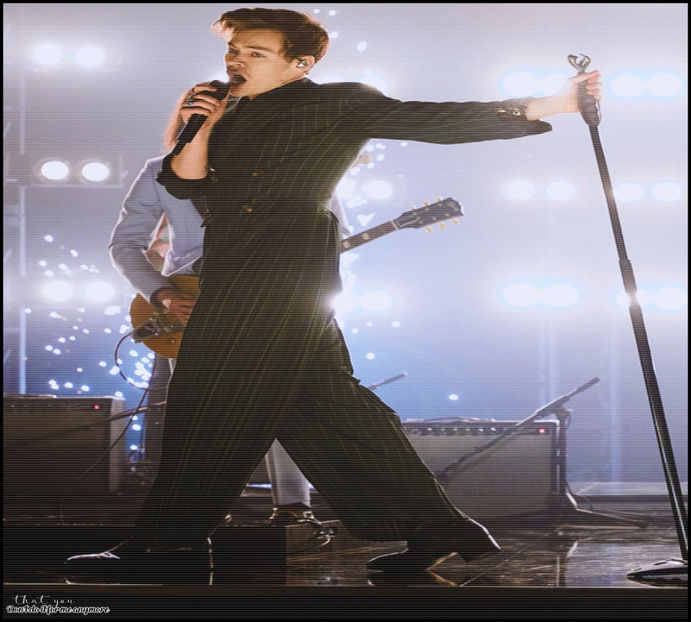 ͡♛　˛ᵈᵃᵈᵈʸ·̷ἷ̷̷ṩ̷̷✩ђ̷̷ὄ̷̷м̷ἔ̷ ✔.˛„Nu că i-aş lua apărarea sau că m-aş băga, dar nu are motiv? Adi - S01xE01 Noi de aici nu plecăm - nu plecăm acasă