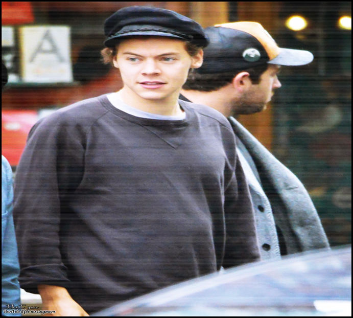 ͡♛　˛ᵈᵃᵈᵈʸ·̷ἷ̷̷ṩ̷̷✩ђ̷̷ὄ̷̷м̷ἔ̷ ✔.˛„Da, ce pot să spun, mânuiesc şi eu spada.”, dau negativ din cap - S01xE01 Noi de aici nu plecăm - nu plecăm acasă