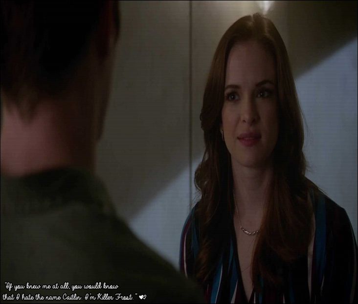 ☠ϟ .ʞıๅๅǝɹ Ŧг๏รt ☕ ☂.  [cl] [#își lasă telefonul pe masă și o privește . serios ? mi-ar plăcea - S01xE01 Noi de aici nu plecăm - nu plecăm acasă