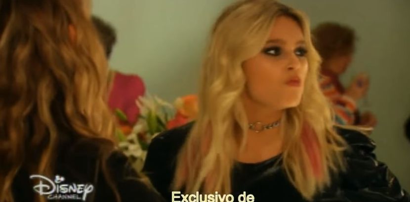 bandicam 2018-04-22 00-07-02-245 - 01 soy luna cap