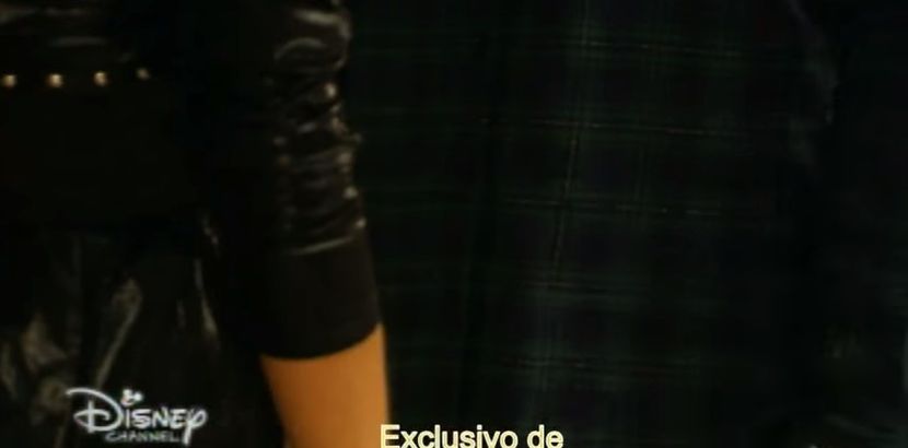 bandicam 2018-04-22 00-07-13-277 - 01 soy luna cap