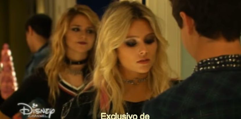 bandicam 2018-04-22 00-07-16-444 - 01 soy luna cap