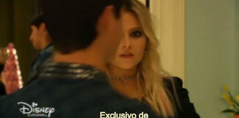 bandicam 2018-04-22 00-07-19-049 - 01 soy luna cap