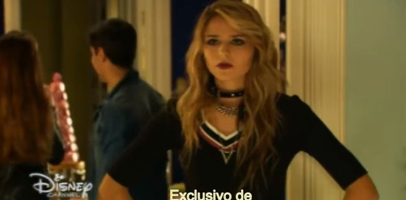 bandicam 2018-04-22 00-07-21-414 - 01 soy luna cap