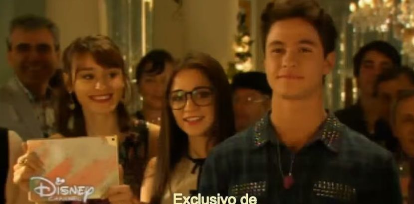 bandicam 2018-04-22 00-16-07-329 - 01 soy luna cap