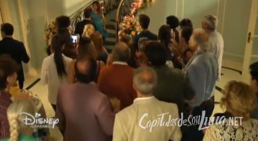 bandicam 2018-04-22 00-18-33-389 - 01 soy luna cap