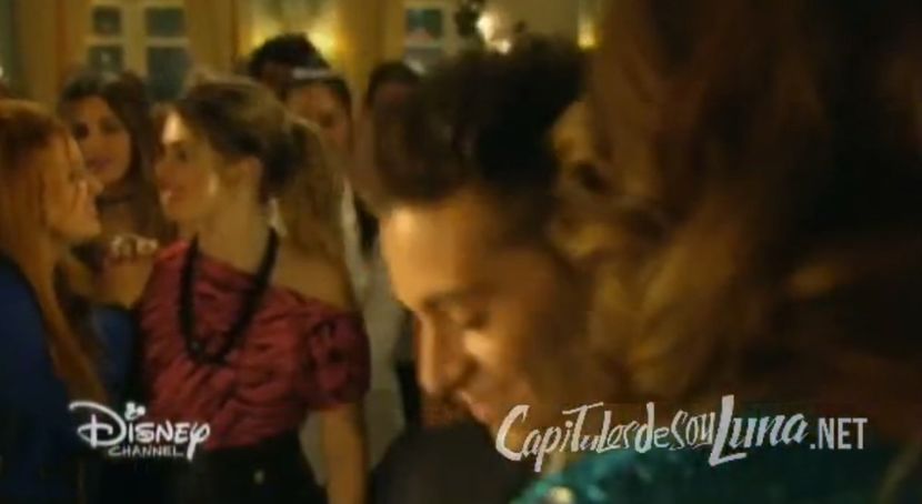 bandicam 2018-04-22 00-18-41-388 - 01 soy luna cap