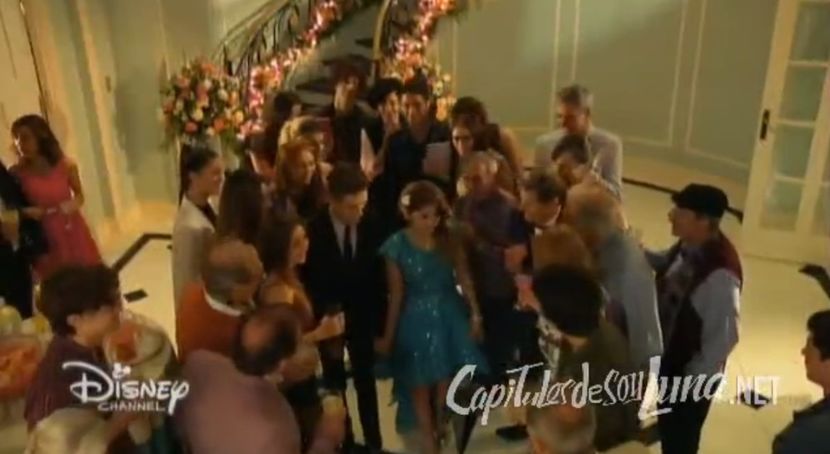 bandicam 2018-04-22 00-18-50-865 - 01 soy luna cap