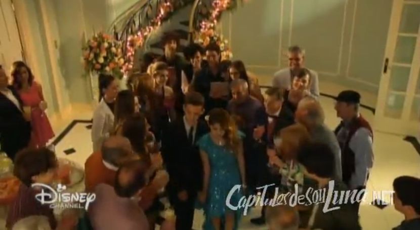 bandicam 2018-04-22 00-18-51-709 - 01 soy luna cap