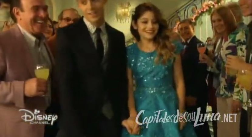 bandicam 2018-04-22 00-18-54-587 - 01 soy luna cap