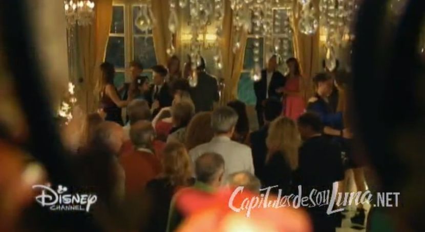 bandicam 2018-04-22 00-19-24-542 - 01 soy luna cap