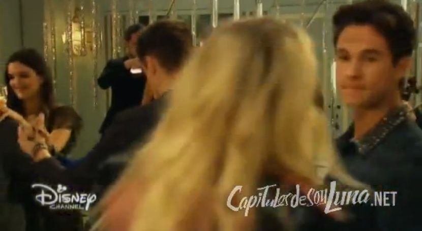 bandicam 2018-04-22 00-19-25-763 - 01 soy luna cap