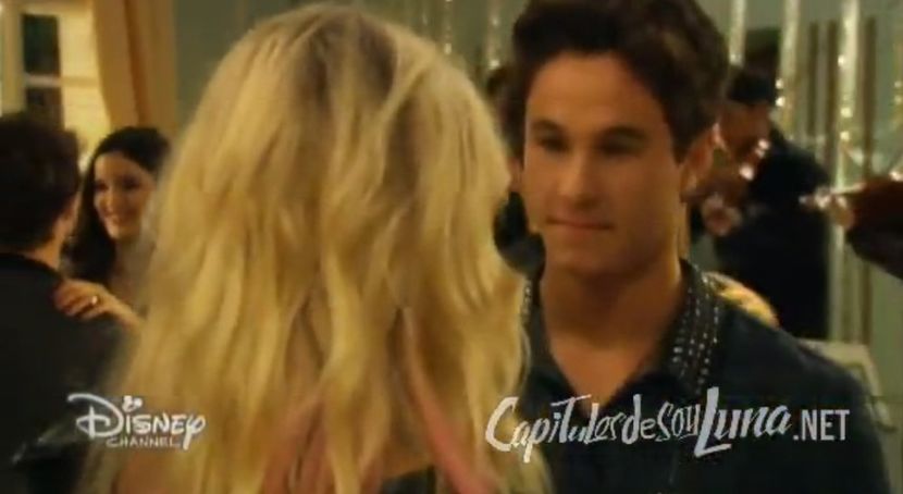 bandicam 2018-04-22 00-19-27-095 - 01 soy luna cap