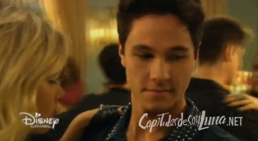 bandicam 2018-04-22 00-19-29-534 - 01 soy luna cap