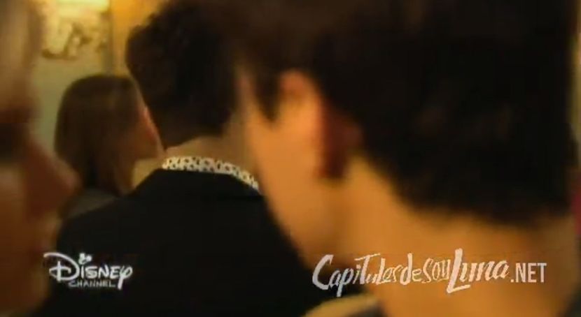 bandicam 2018-04-22 00-19-36-657 - 01 soy luna cap