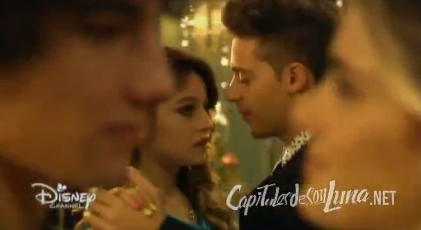 bandicam 2018-04-22 00-19-40-839 - 01 soy luna cap