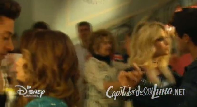 bandicam 2018-04-22 00-19-47-038 - 01 soy luna cap