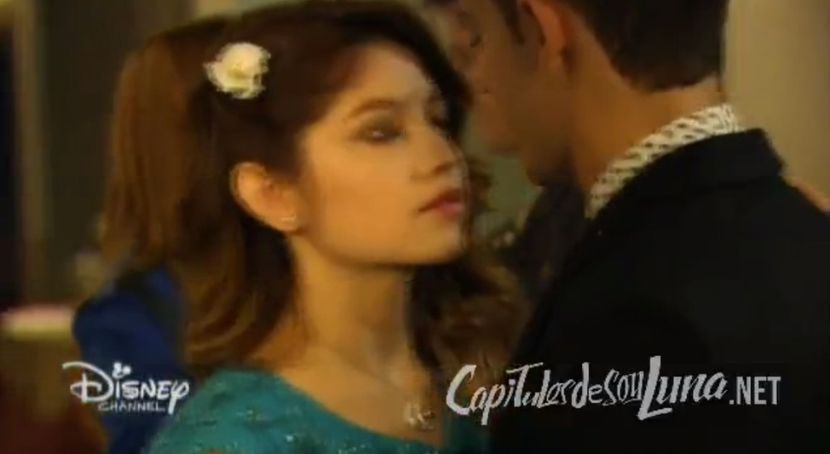 bandicam 2018-04-22 00-20-08-914 - 01 soy luna cap