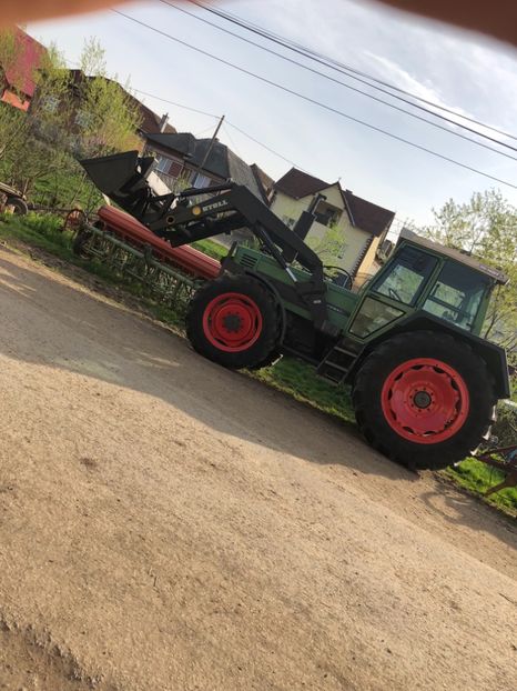 9C13D340-AC6B-42E9-809F-0C35939CE21A - Fendt 311 LSA