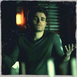 •► Sau poate nu e asa cum zic eu, dar nu se stie niciodata, - S01xE01 Noi de aici nu plecăm - nu plecăm acasă